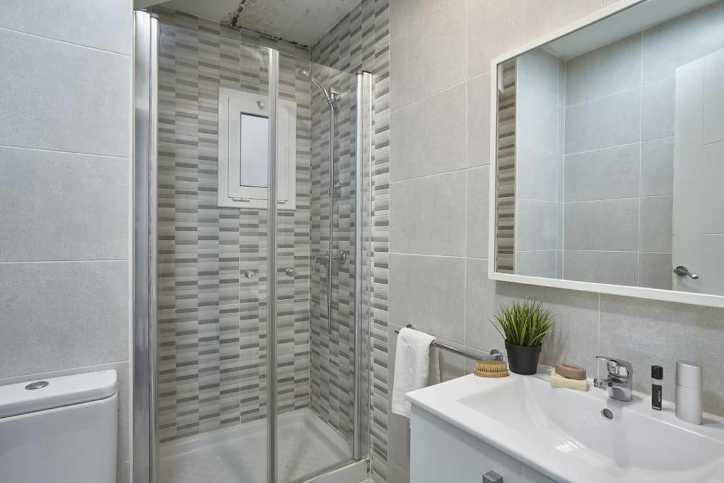 Bebarceloner Sant Andreu Apartments - 3 Bedrooms Buitenkant foto
